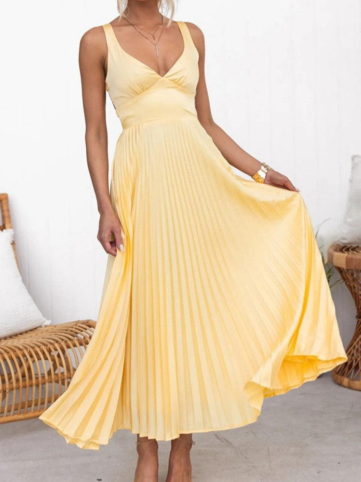 Pleated backless mid-length dress