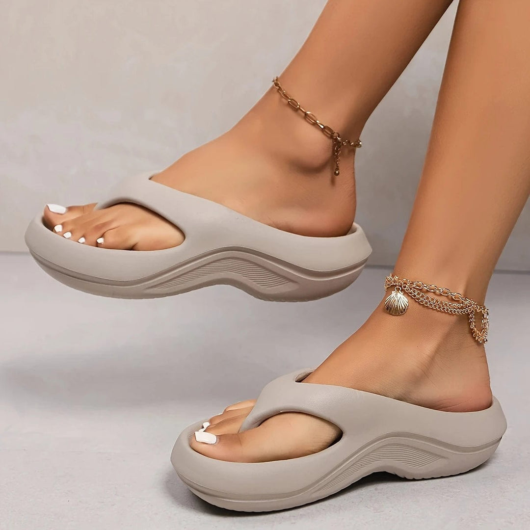 Eliana Wave Slippers
