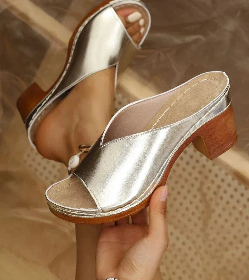 Noemi V-Cut Heels
