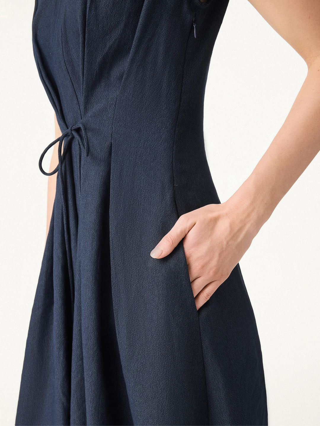 V-neck drawstring midi dress