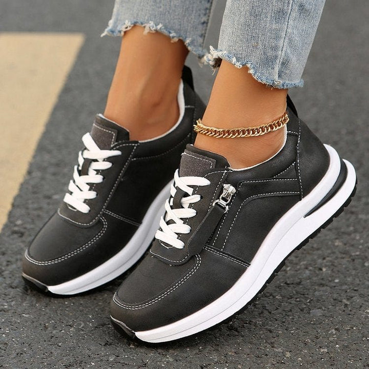 Daisy Orthopedic Sneaker