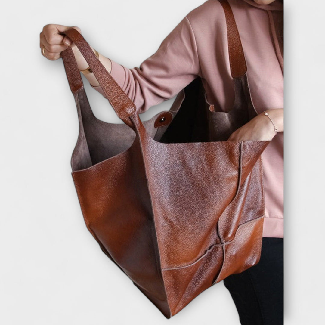 Ava - Oversized Weekender Bag
