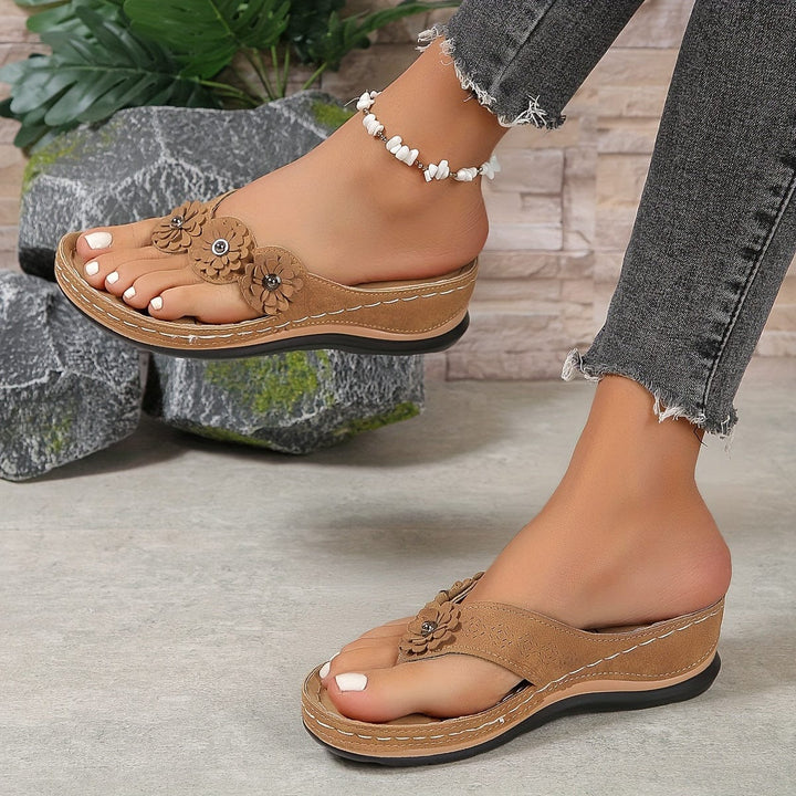 Liva Orthopedic Sandals
