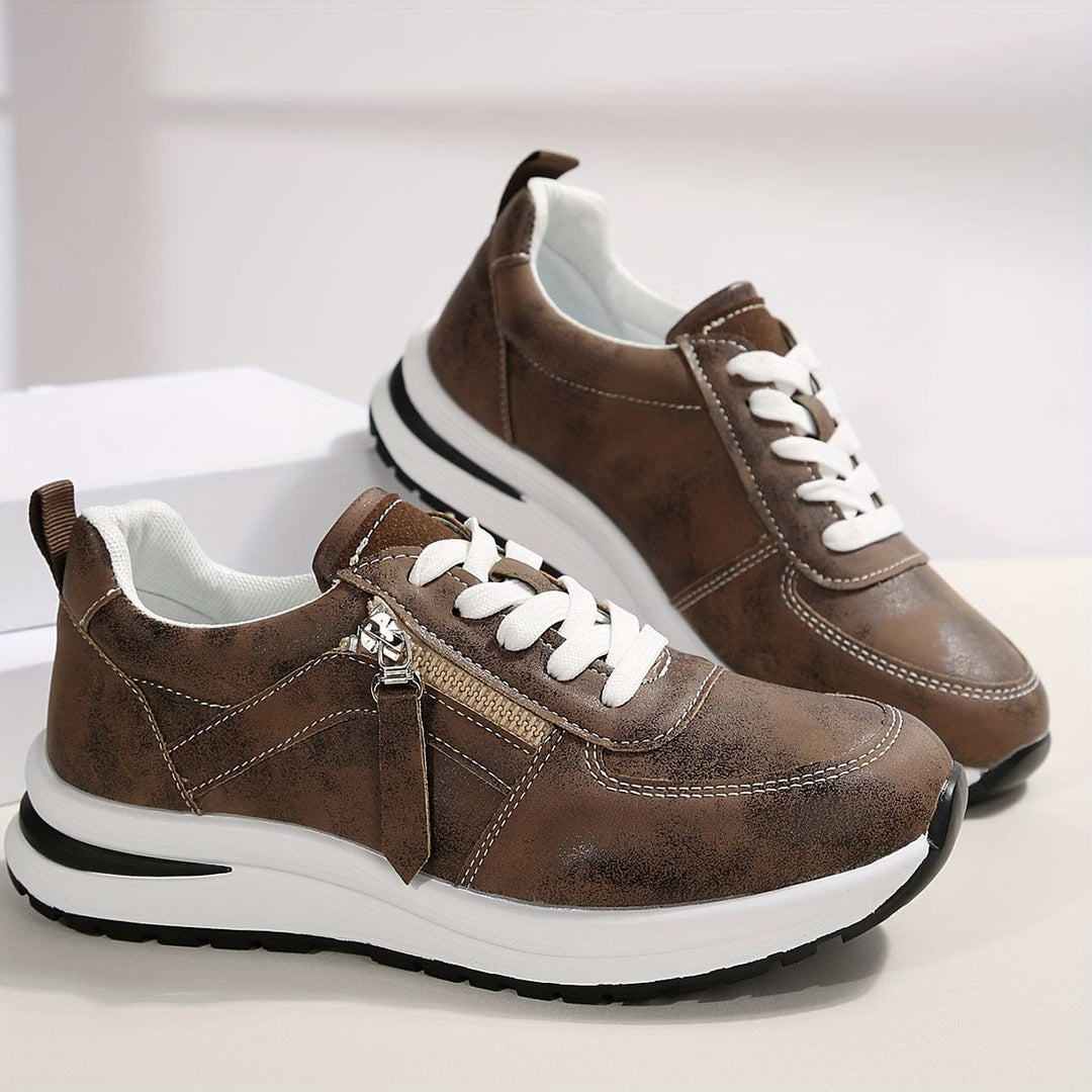 Daisy Orthopedic Sneaker