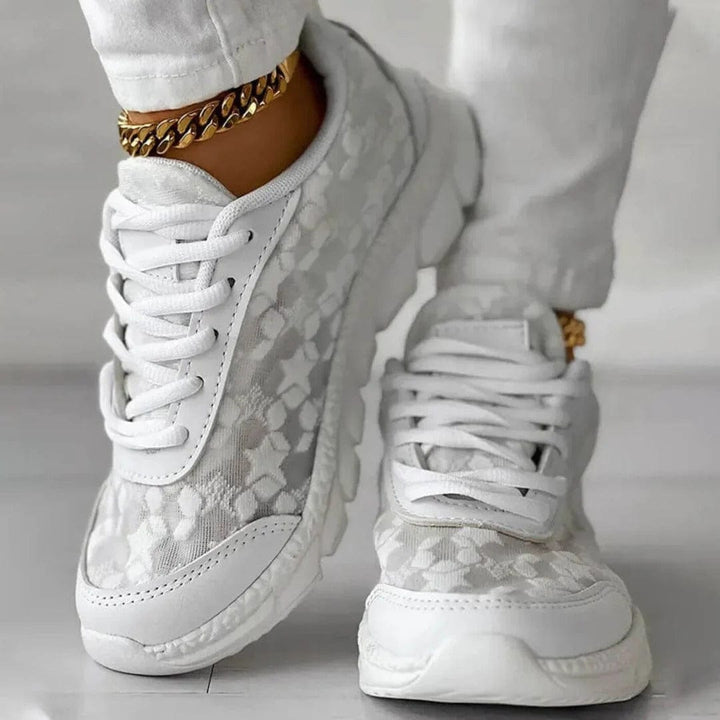 Sienna Bloom Lace Runners
