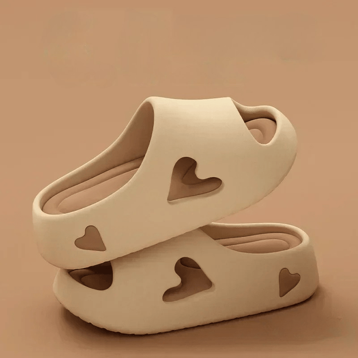 Puffluv Heart-Cutout Cloud Slides