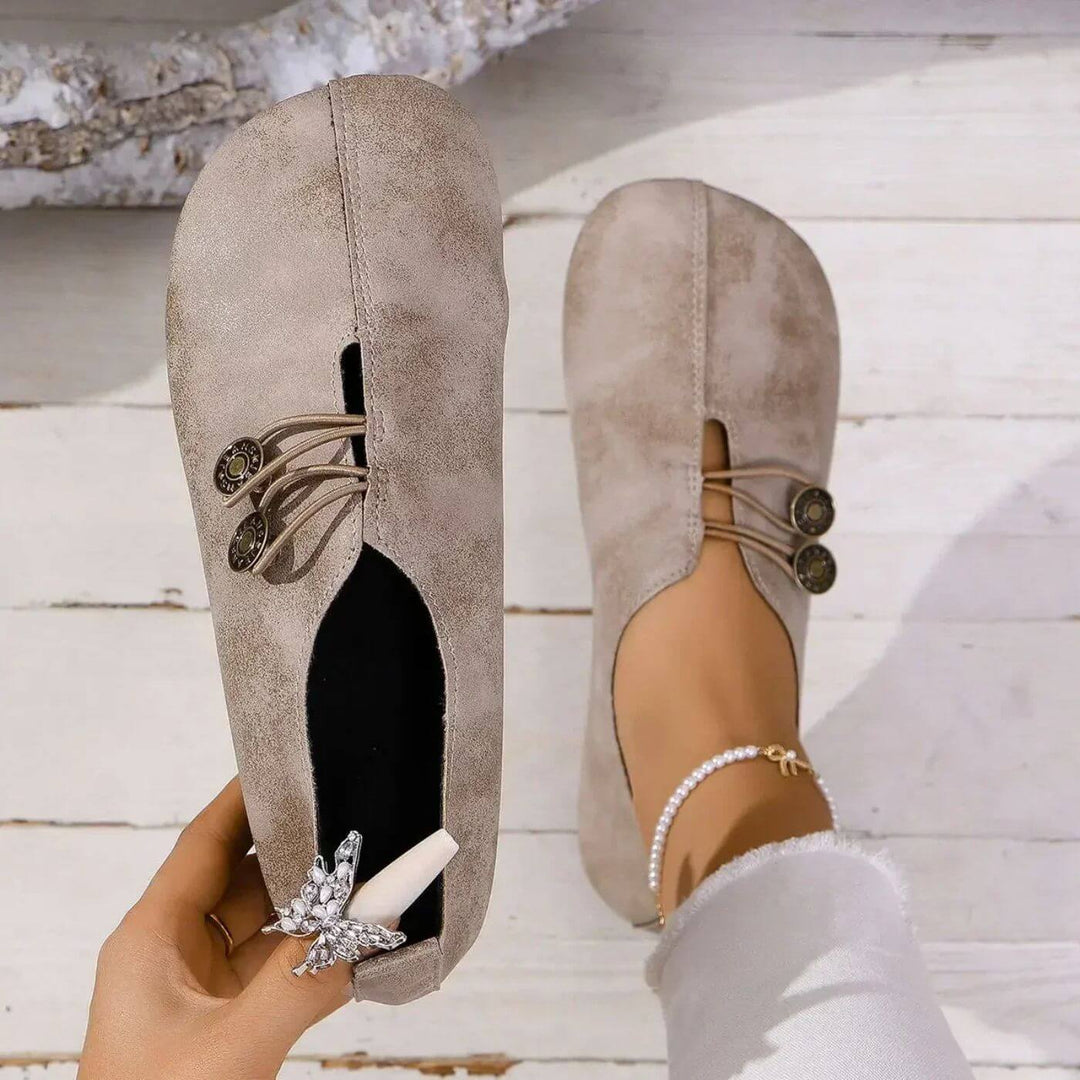 Lydia Vintage Flats