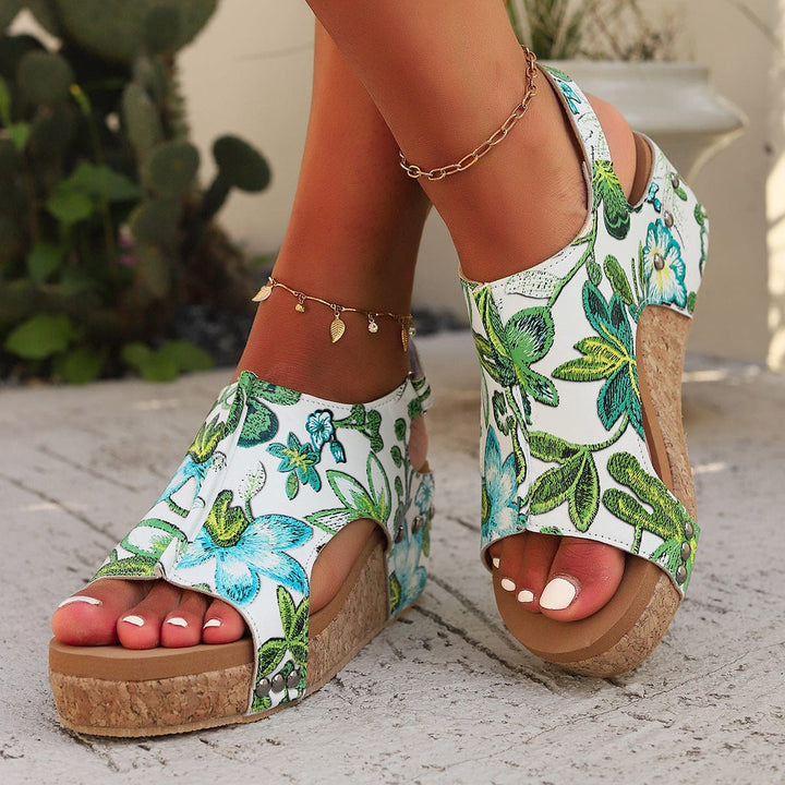 Sofía Bloom Platform Sandals