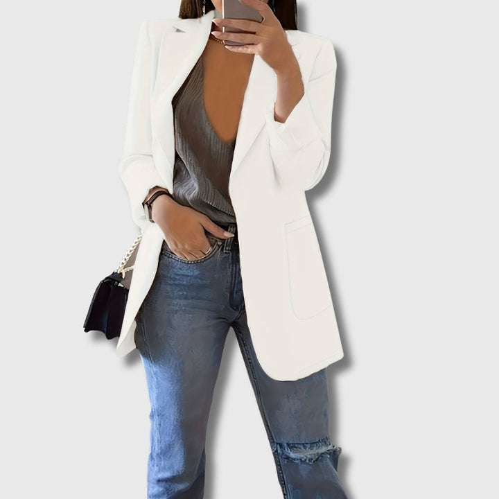 Manon – Women’s Everyday Elegance Blazer Limited Edition
