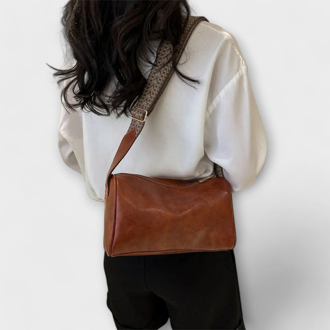 Ava - Vintage Crossbody Bag