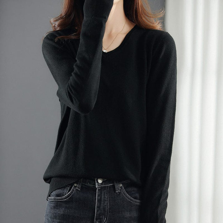 St. Luna Shell Knit Sweater