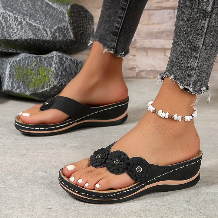 Liva Orthopedic Sandals
